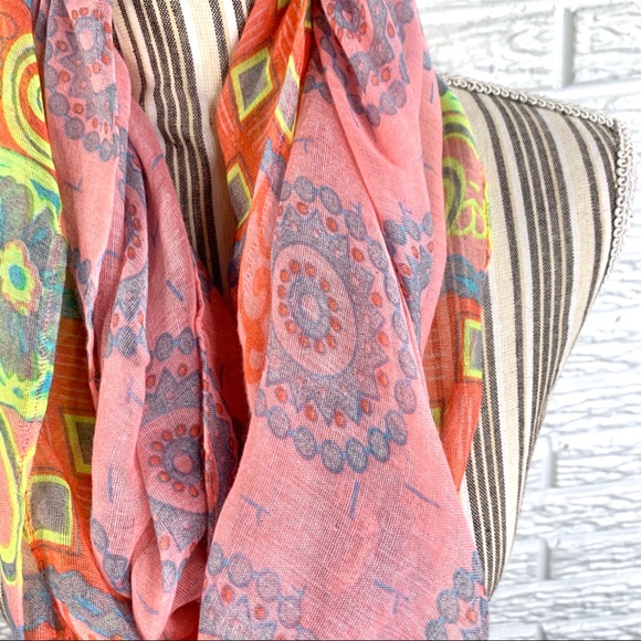 5/$25 Etc Accessories Patterned Eternity Scarf - Picture 4 of 7